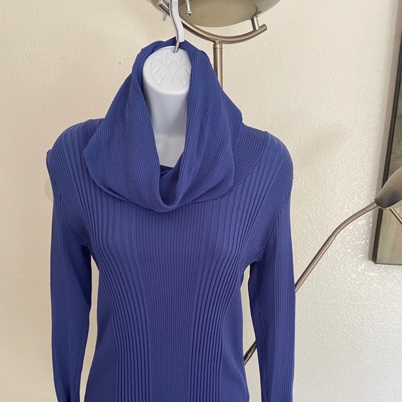 New JOSEPH A  size L - Picture 2 of 11